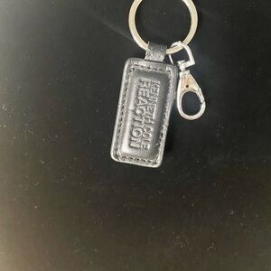 🌸Kenneth Cole Leather Keychain🌸